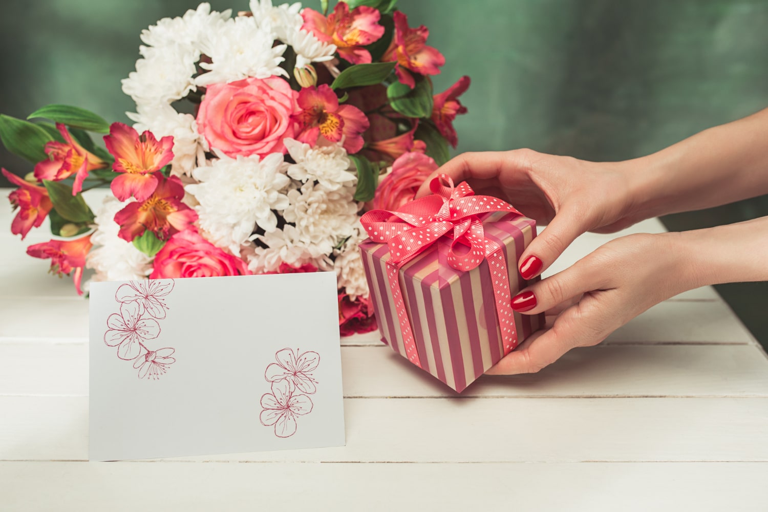 Personalized gift box with floral arrangement for a special occasion in Dubai